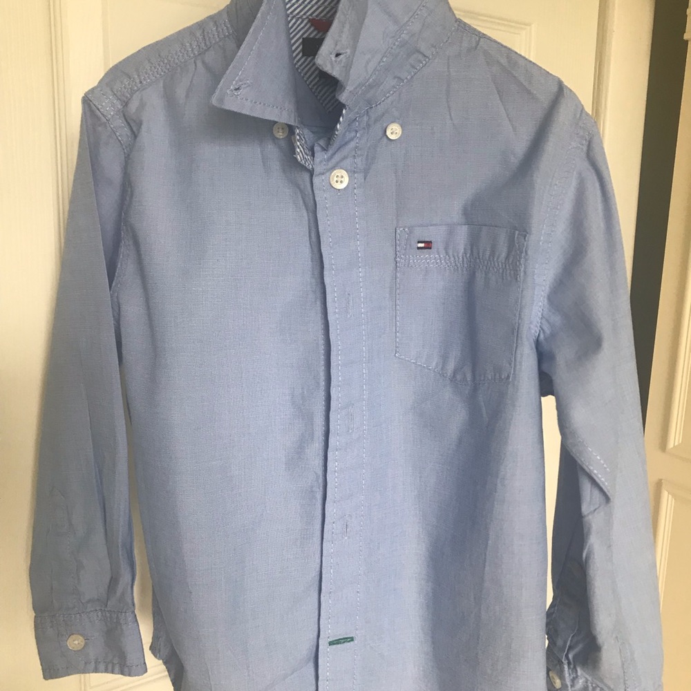 Tommy Hilfiger Lot Button Down Shirts